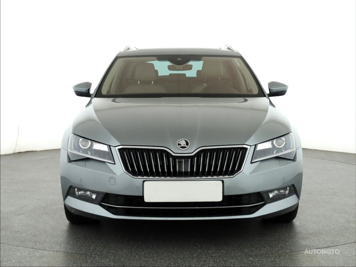Škoda Superb, 2017 - pohled č. 2