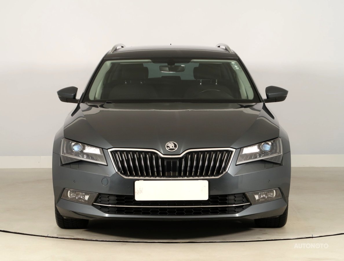 Škoda Superb, 2018 - pohled č. 2