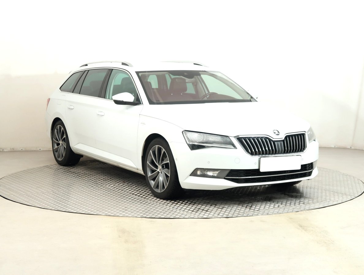 Škoda Superb, 2017 - celkový pohled