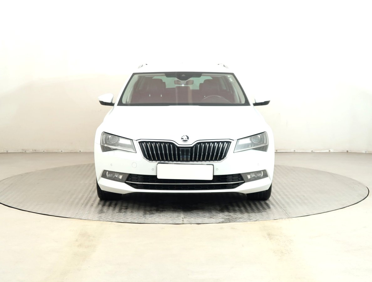 Škoda Superb, 2017 - pohled č. 2