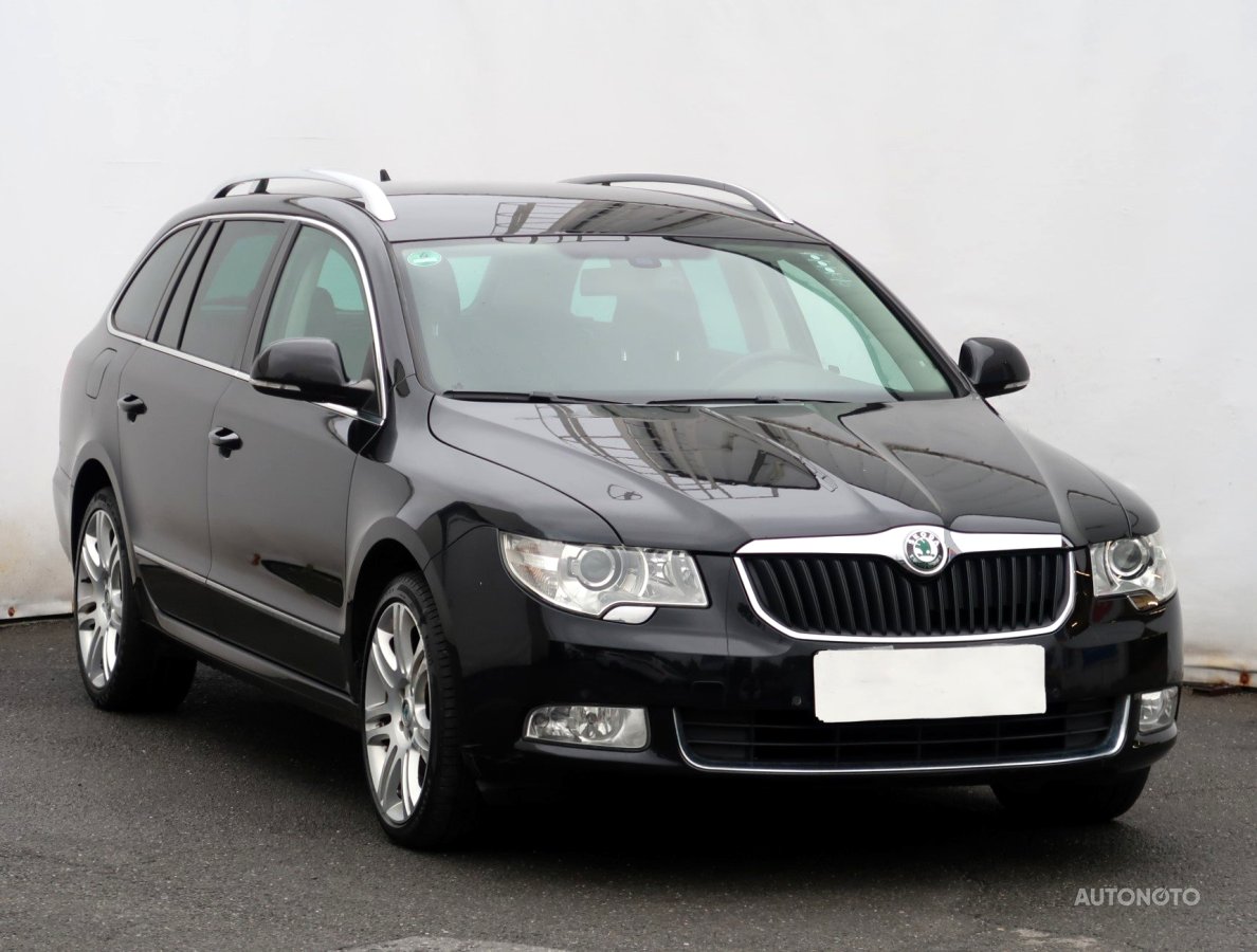 Škoda Superb, 2011 - celkový pohled
