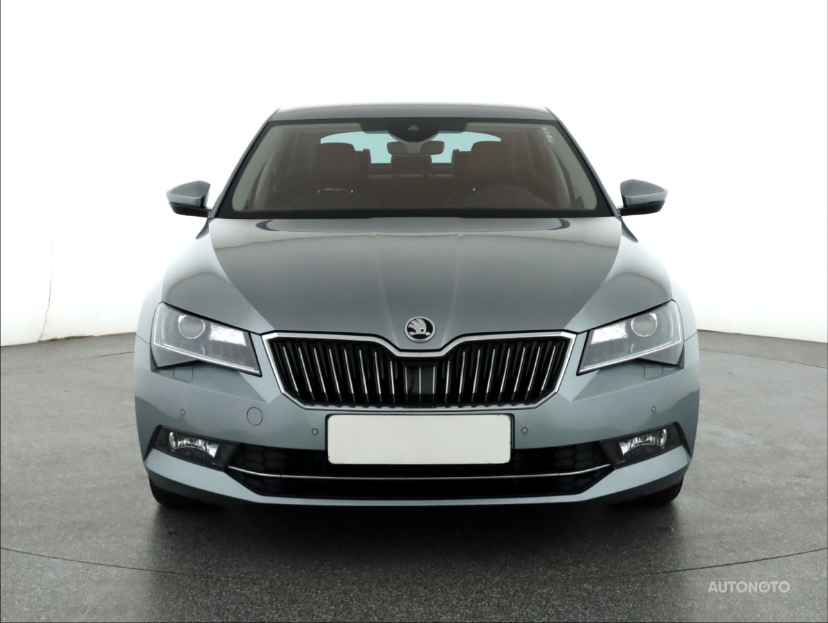 Škoda Superb, 2019 - pohled č. 2