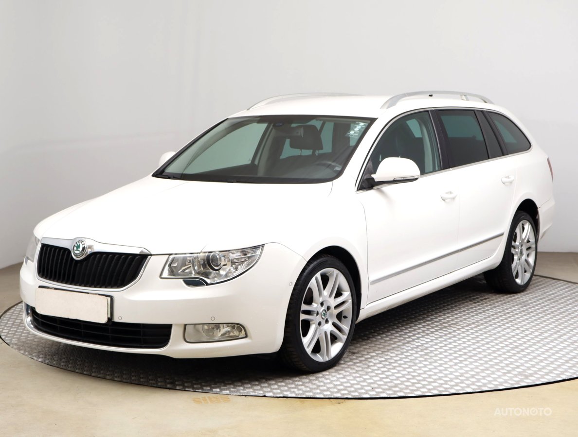 Škoda Superb, 2010 - pohled č. 3