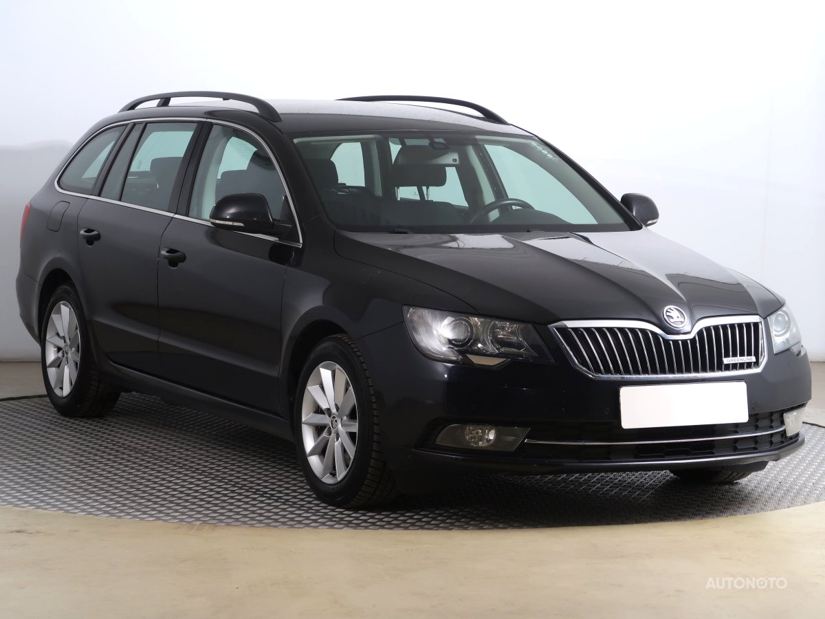 Škoda Superb, 2014 - celkový pohled