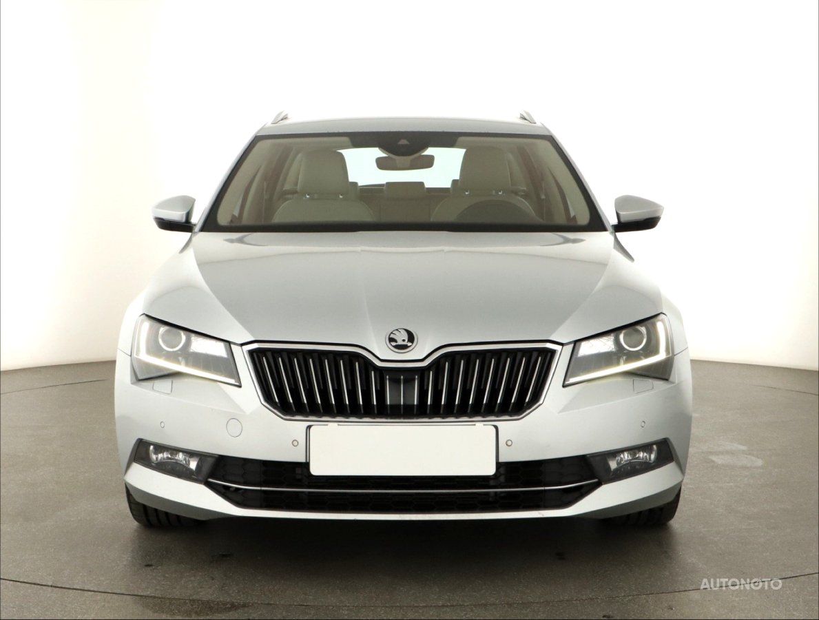 Škoda Superb, 2017 - pohled č. 2