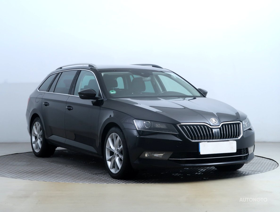 Škoda Superb, 2017 - celkový pohled