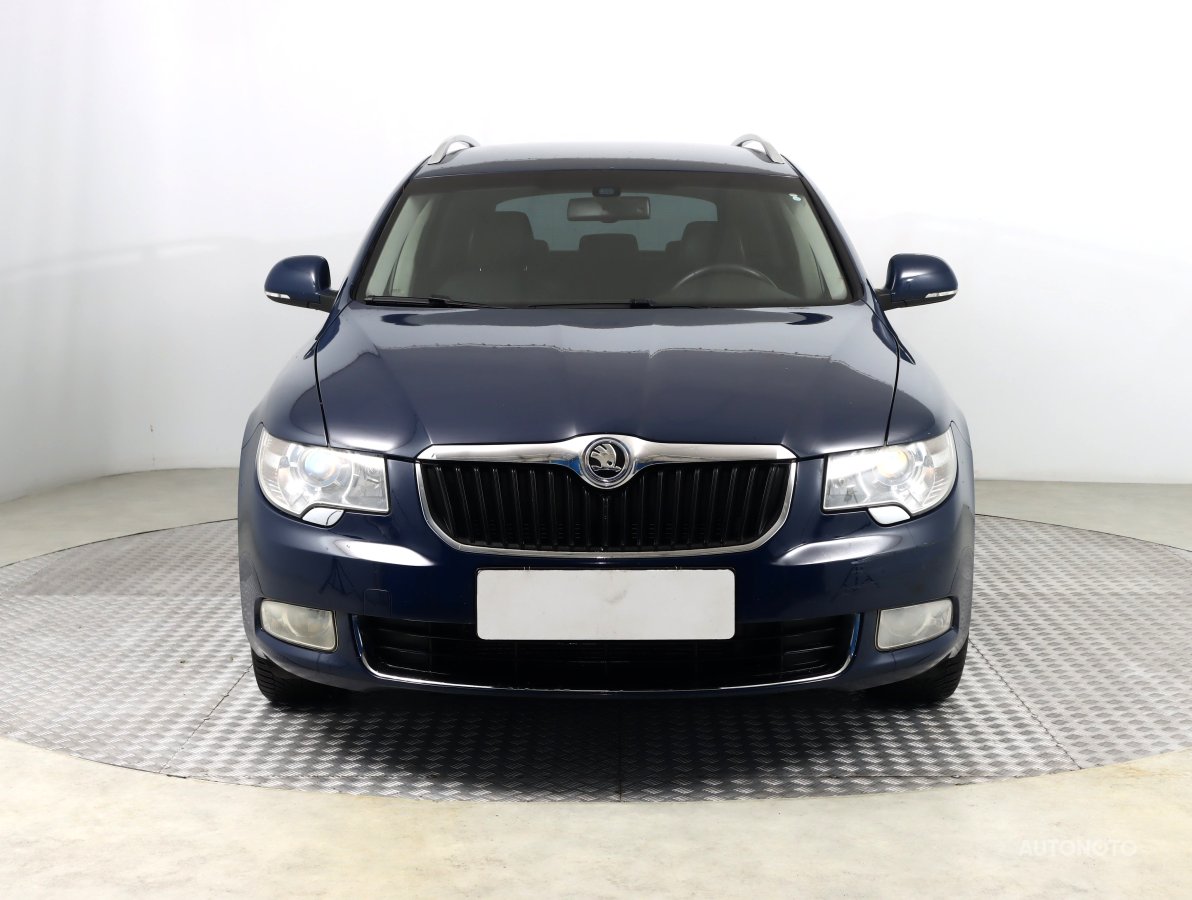 Škoda Superb, 2011 - pohled č. 2