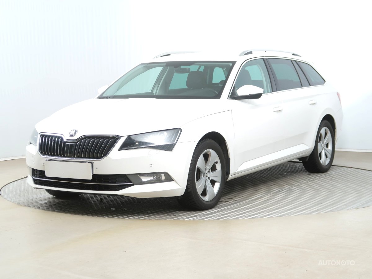 Škoda Superb, 2017 - pohled č. 3