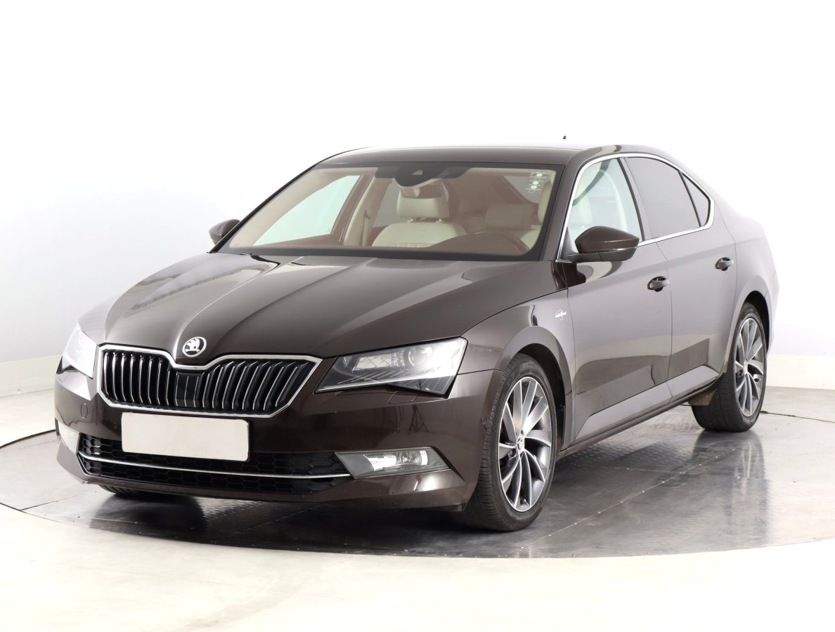 Škoda Superb, 2017 - pohled č. 3