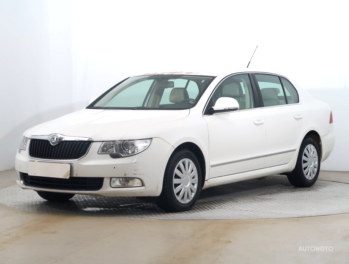 Škoda Superb, 2009 - pohled č. 3