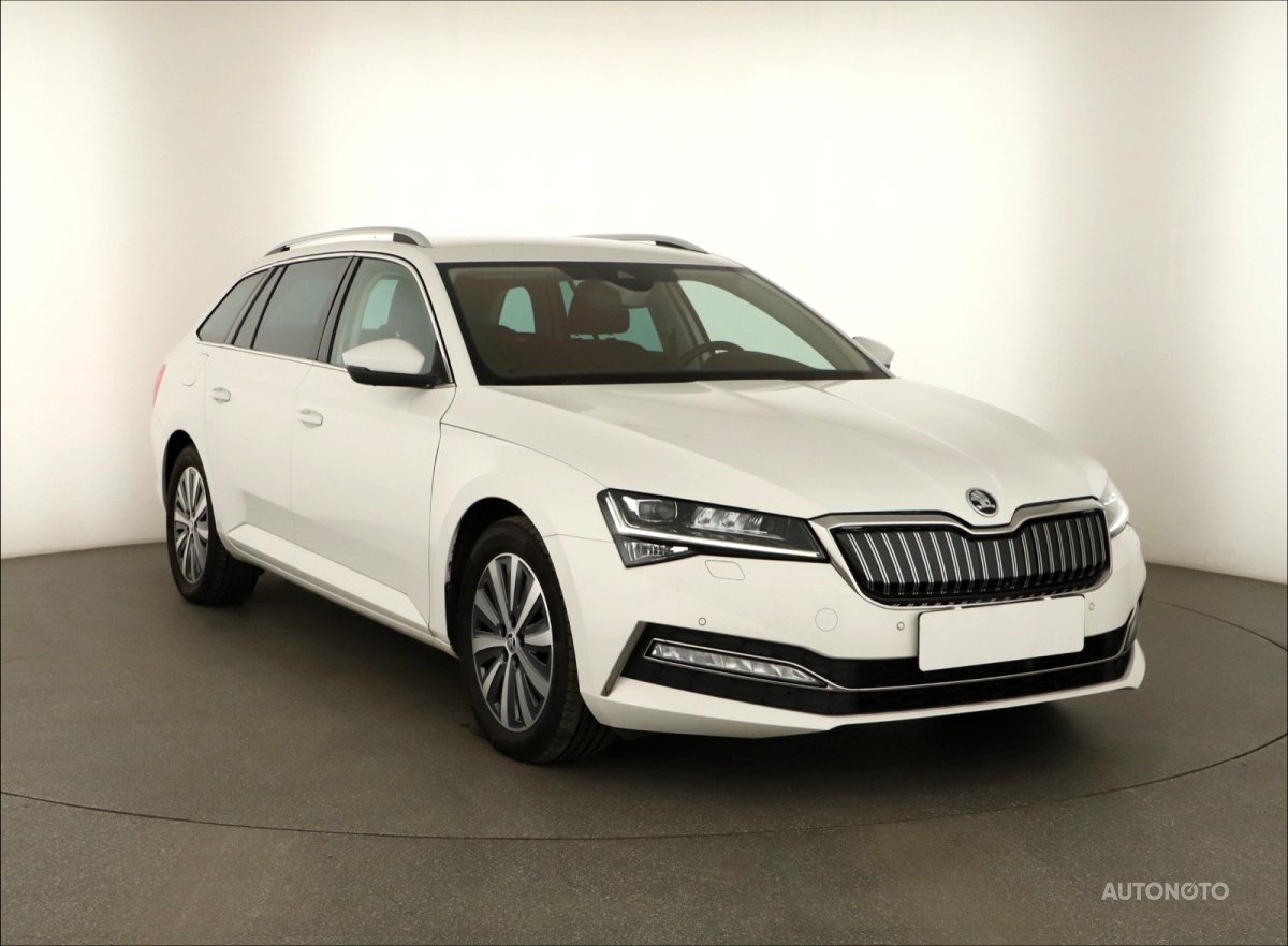 Škoda Superb, 2020 - celkový pohled