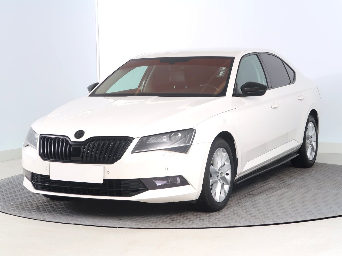 Škoda Superb, 2017 - pohled č. 3
