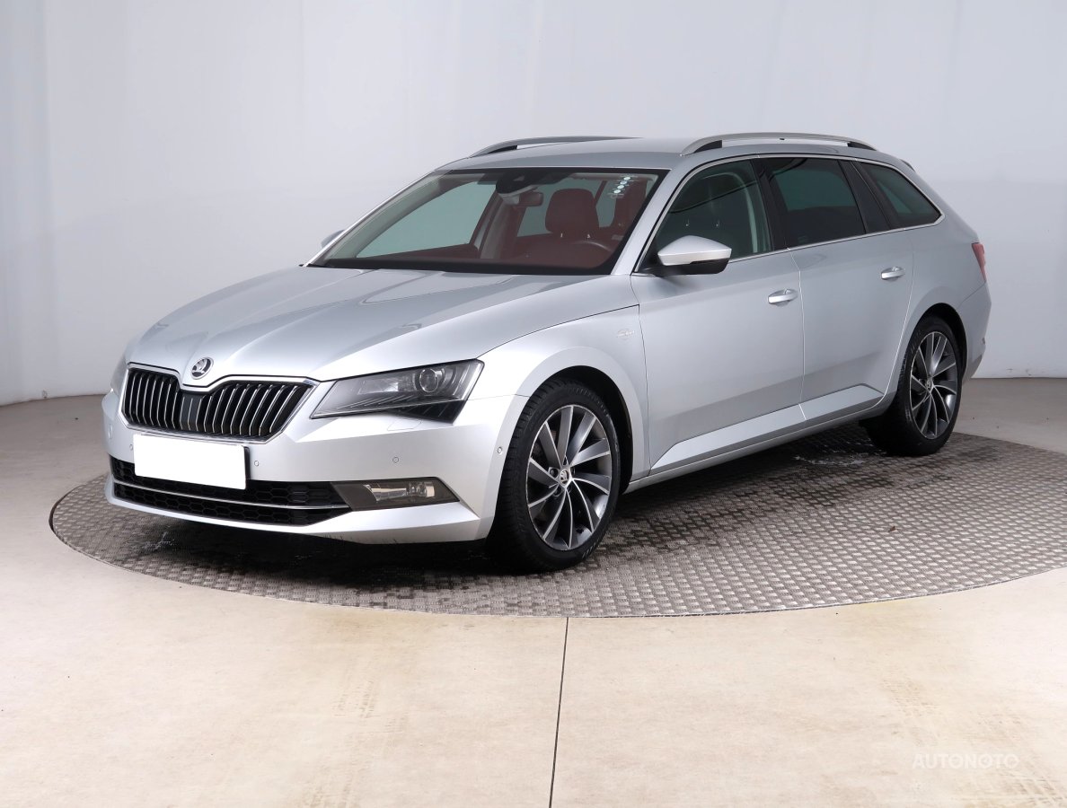 Škoda Superb, 2017 - pohled č. 3