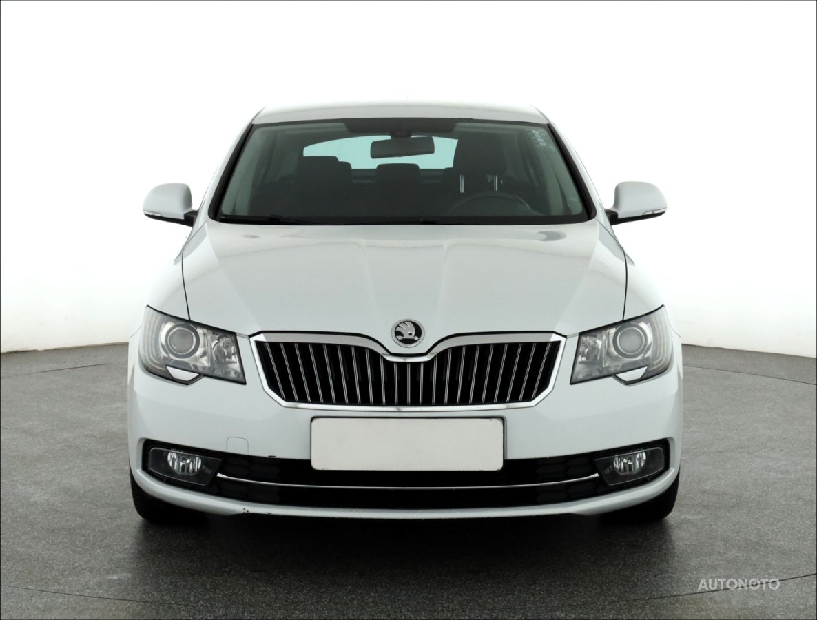 Škoda Superb, 2015 - pohled č. 2