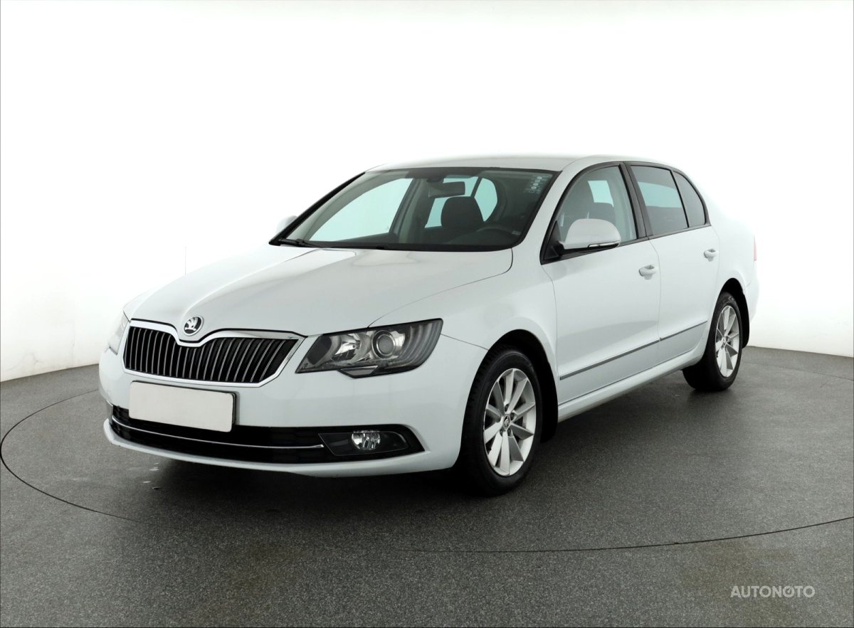 Škoda Superb, 2015 - pohled č. 3