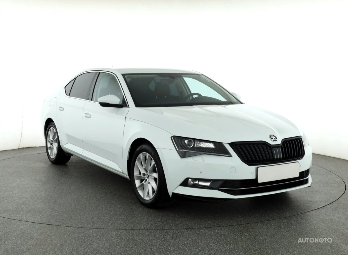Škoda Superb, 2017 - celkový pohled