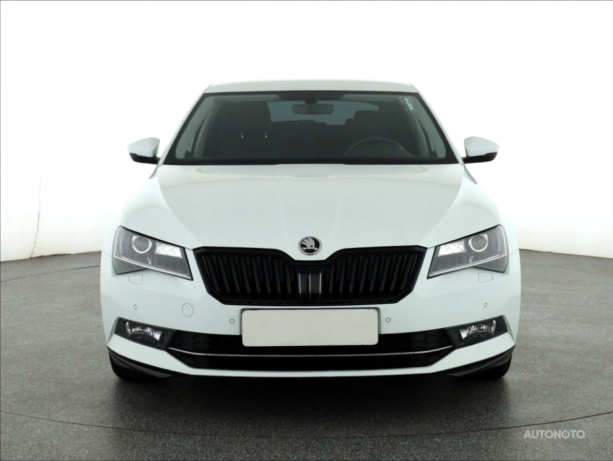 Škoda Superb, 2017 - pohled č. 2