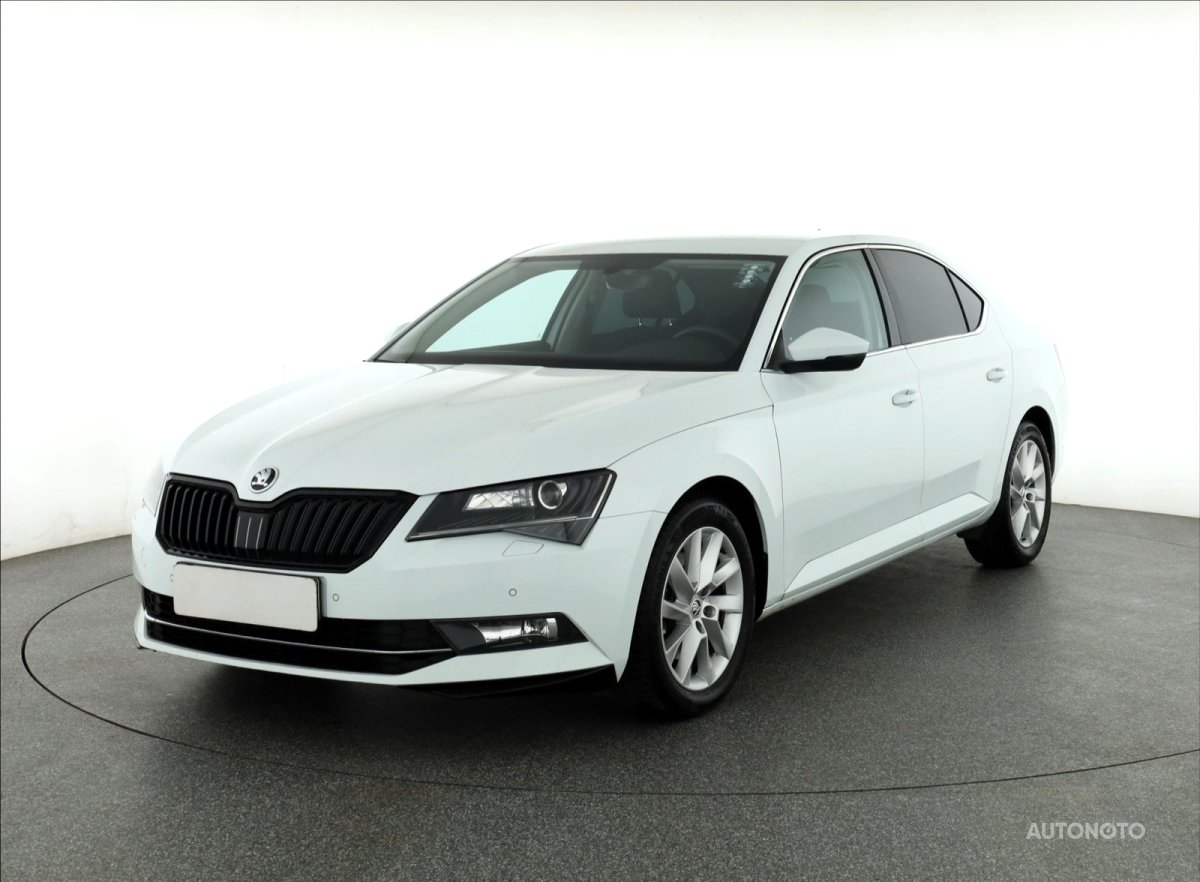 Škoda Superb, 2017 - pohled č. 3