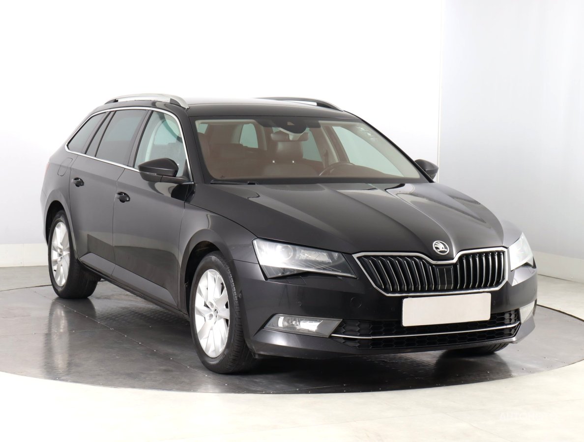 Škoda Superb, 2018 - celkový pohled