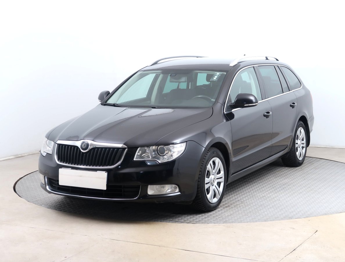 Škoda Superb, 2010 - pohled č. 3