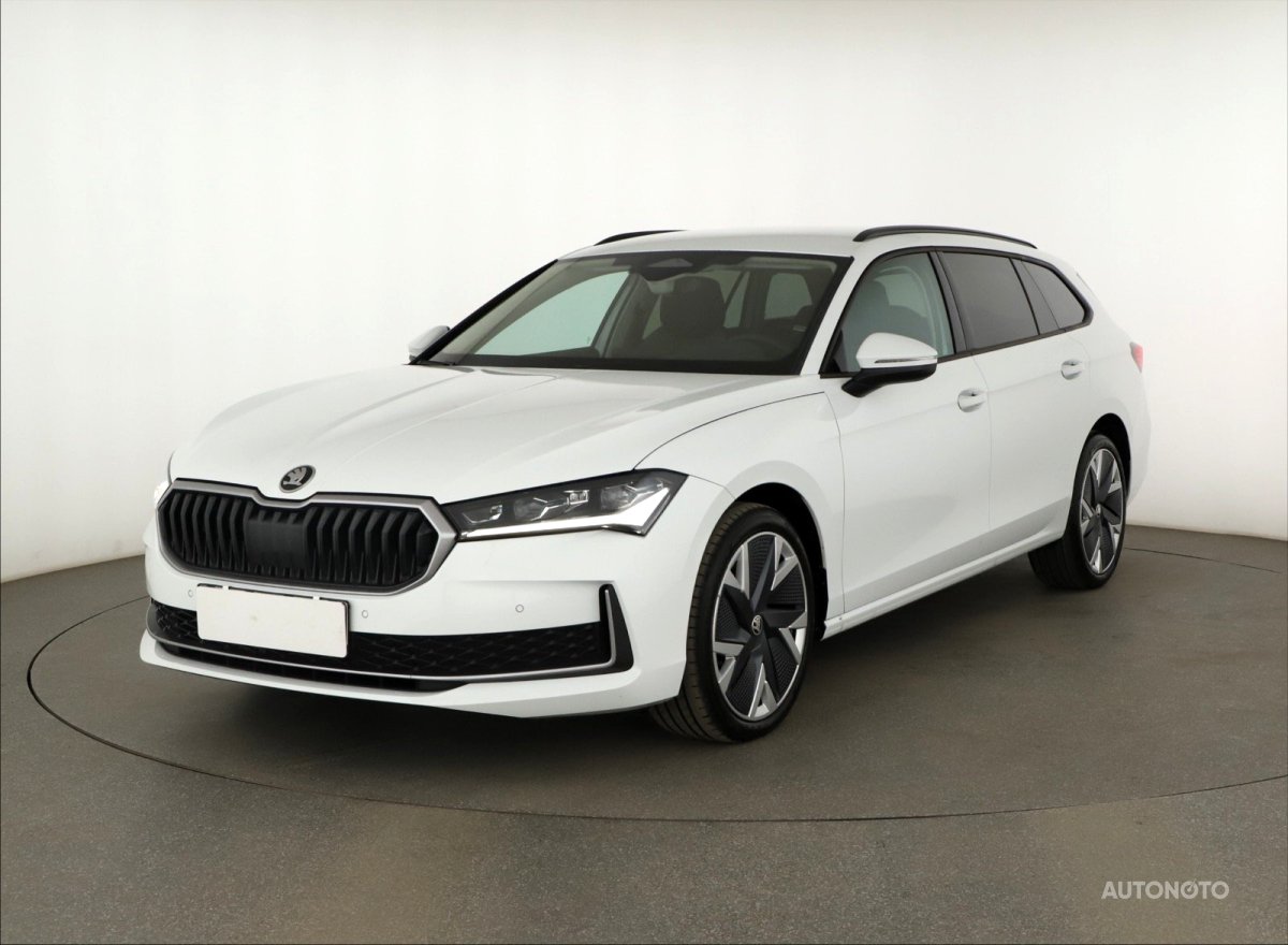 Škoda Superb, 2024 - pohled č. 3