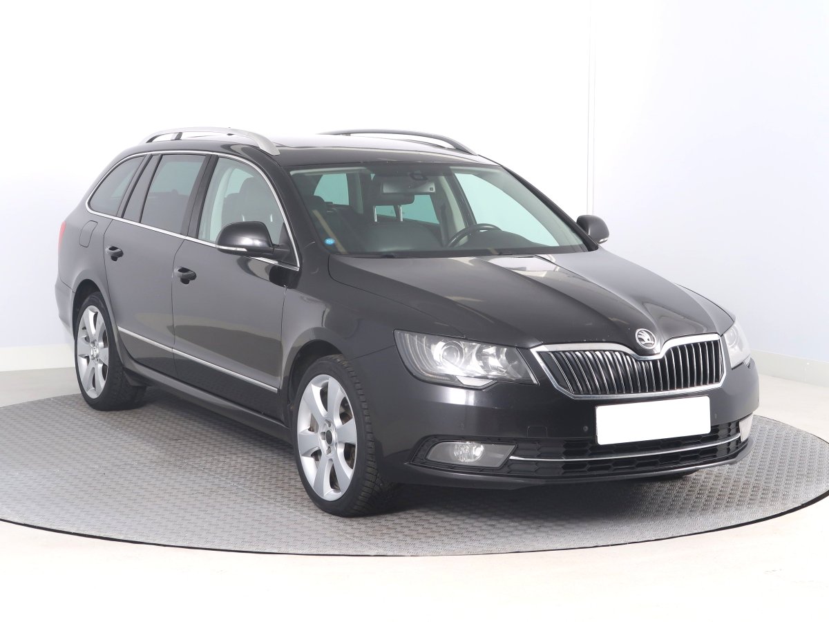Škoda Superb, 2014 - celkový pohled