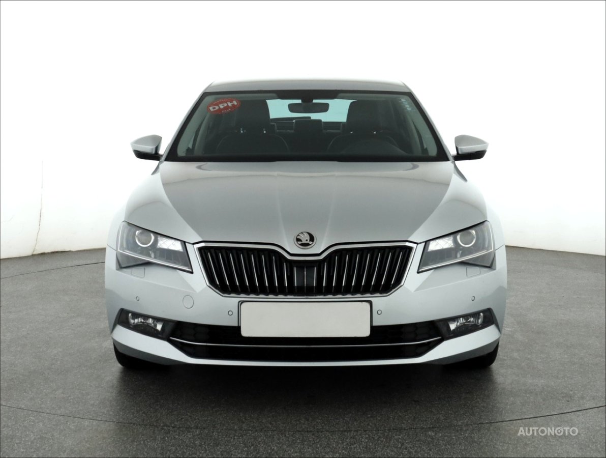 Škoda Superb, 2017 - pohled č. 2