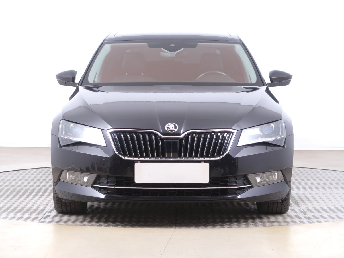 Škoda Superb, 2018 - pohled č. 2