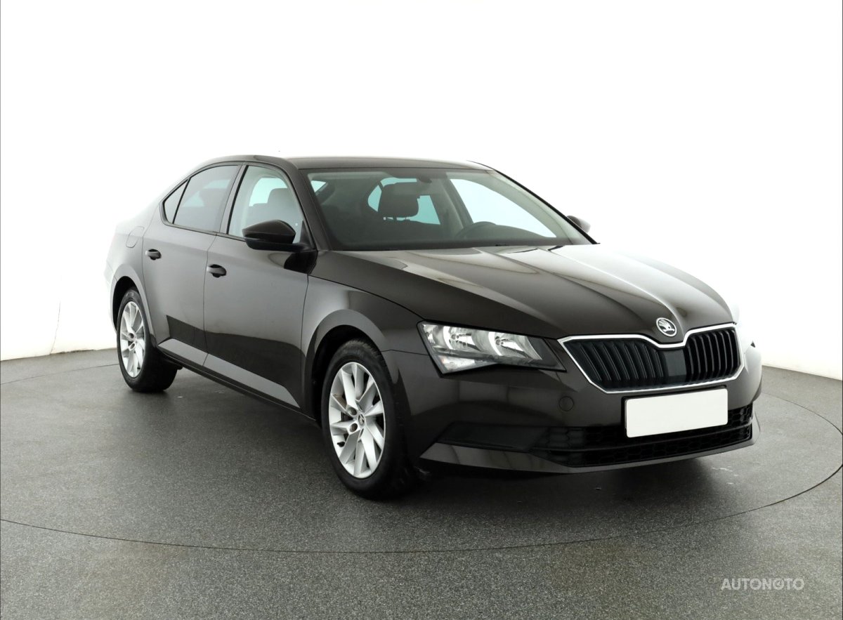 Škoda Superb, 2015 - celkový pohled