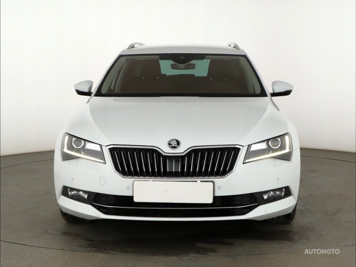 Škoda Superb, 2017 - pohled č. 2