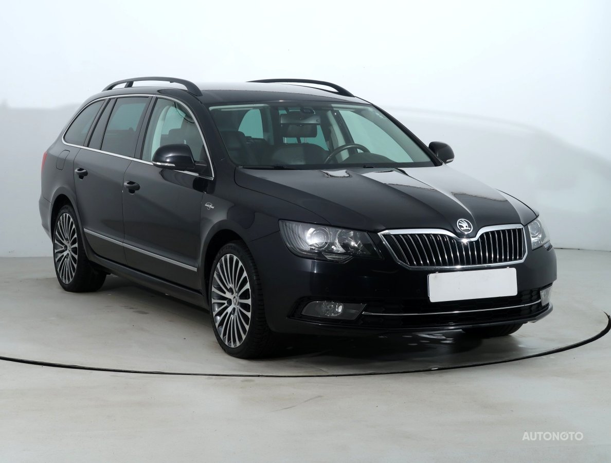 Škoda Superb, 2014 - celkový pohled