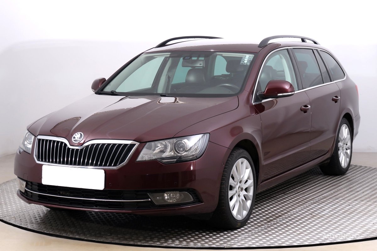 Škoda Superb, 2014 - pohled č. 3