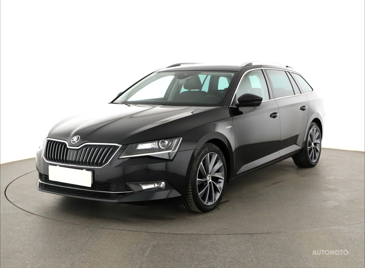 Škoda Superb, 2018 - pohled č. 3