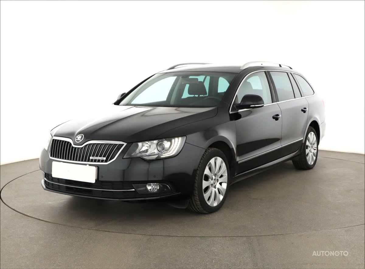 Škoda Superb, 2014 - pohled č. 3
