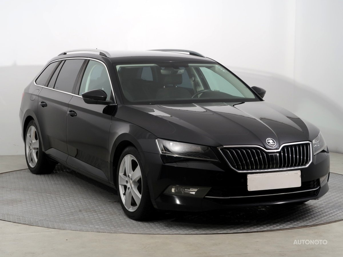 Škoda Superb, 2017 - celkový pohled
