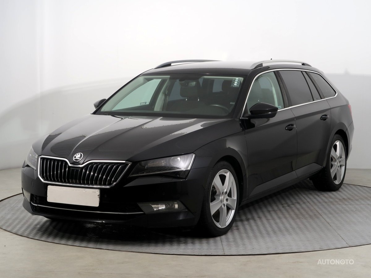 Škoda Superb, 2017 - pohled č. 3