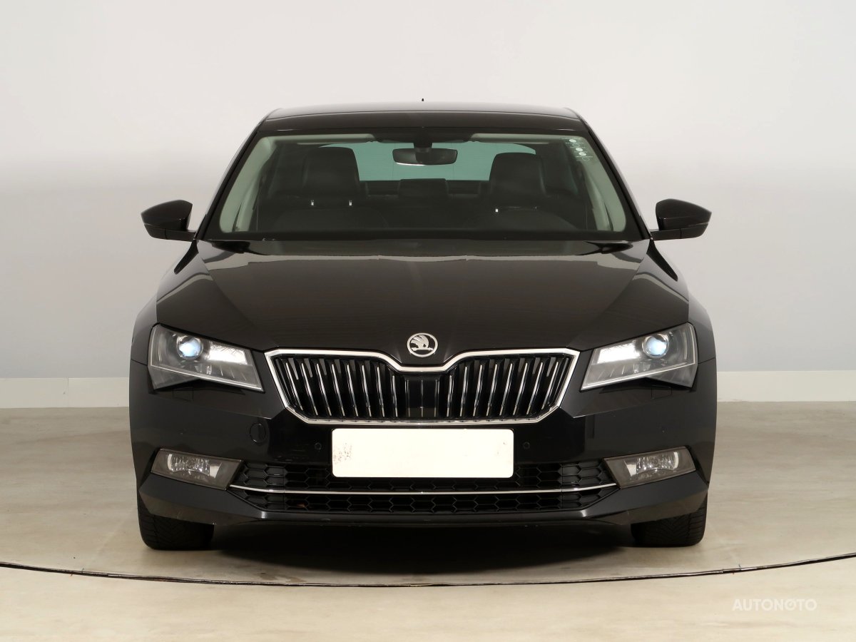 Škoda Superb, 2019 - pohled č. 2