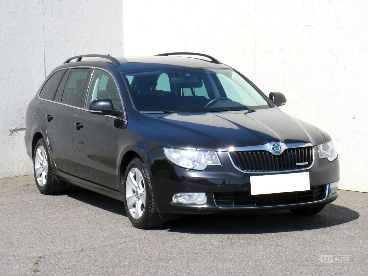 Škoda Superb II, 2013 - celkový pohled