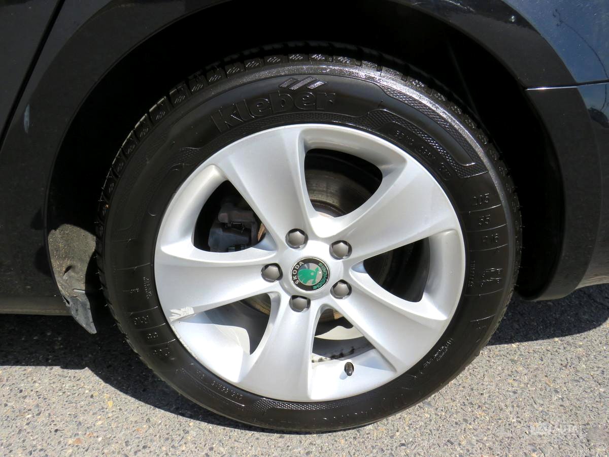 Škoda Superb II, 2013 - pohled č. 11