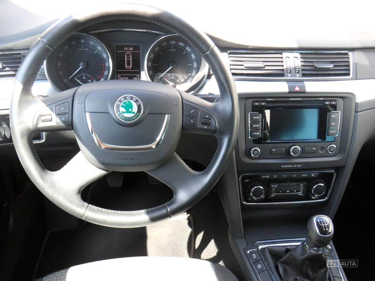 Škoda Superb II, 2013 - pohled č. 12