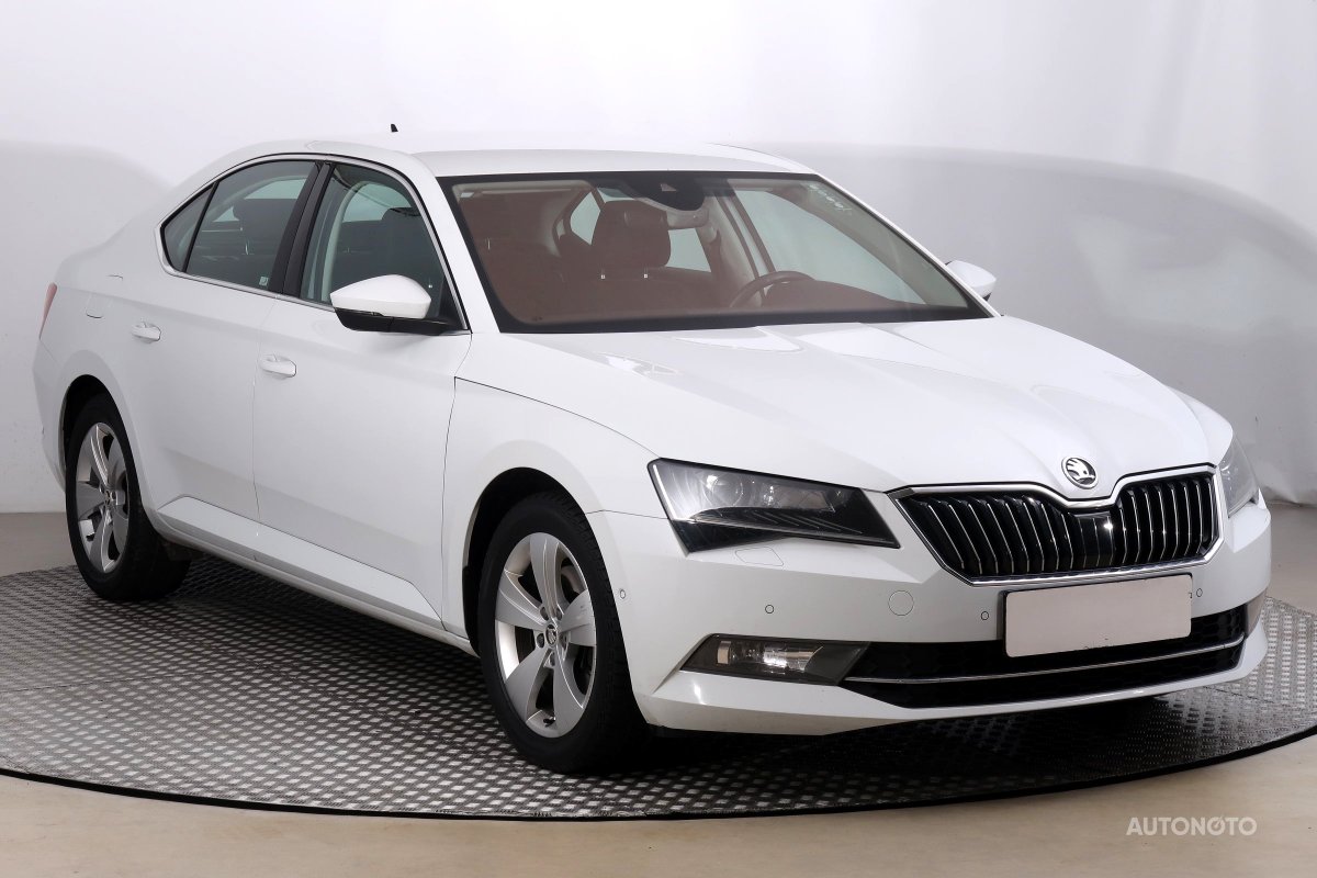 Škoda Superb, 2019 - celkový pohled