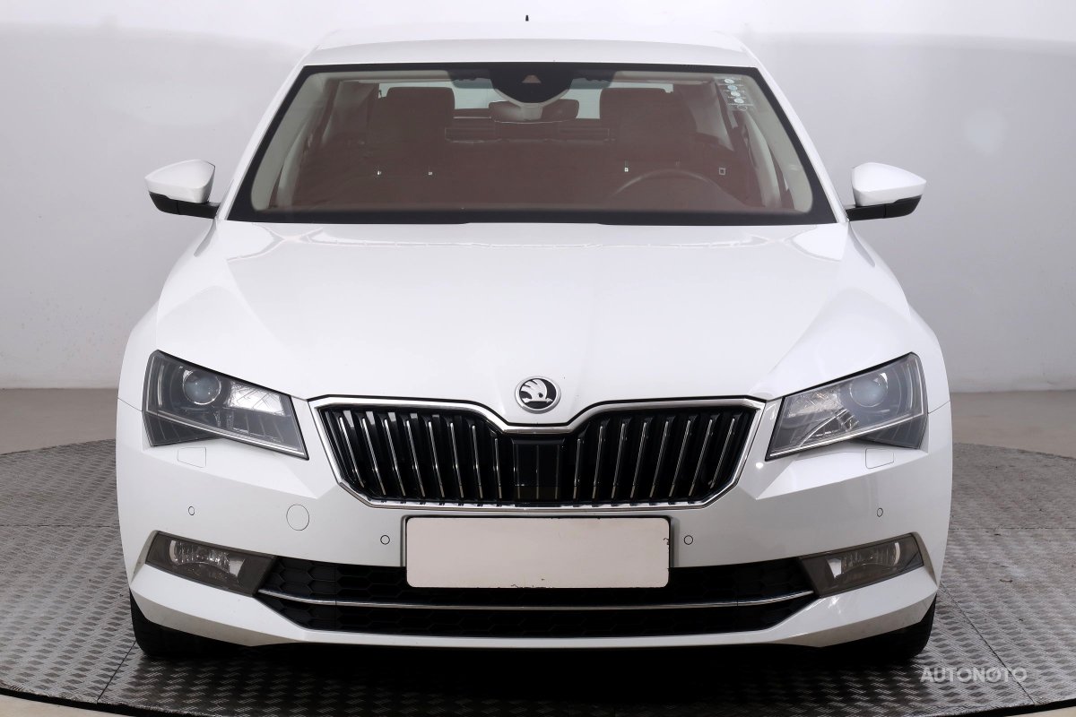 Škoda Superb, 2019 - pohled č. 2
