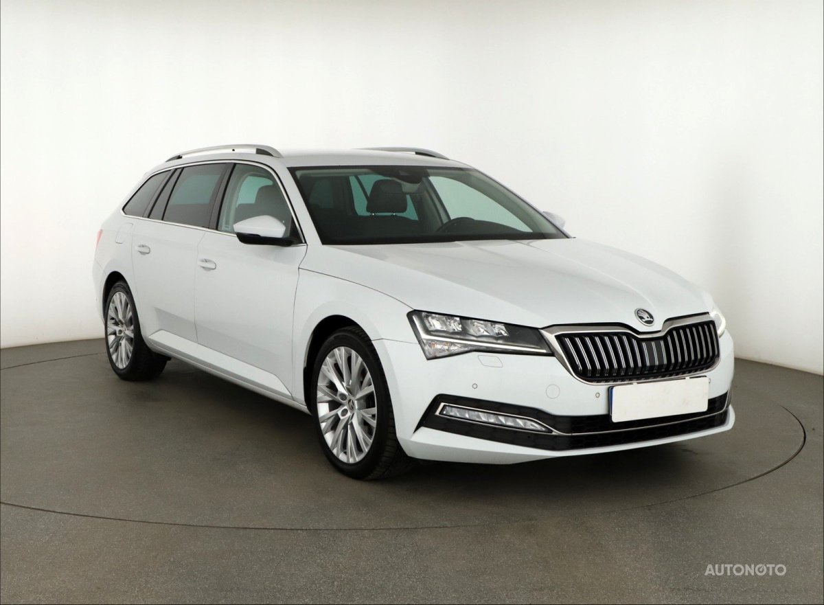Škoda Superb, 2020 - celkový pohled