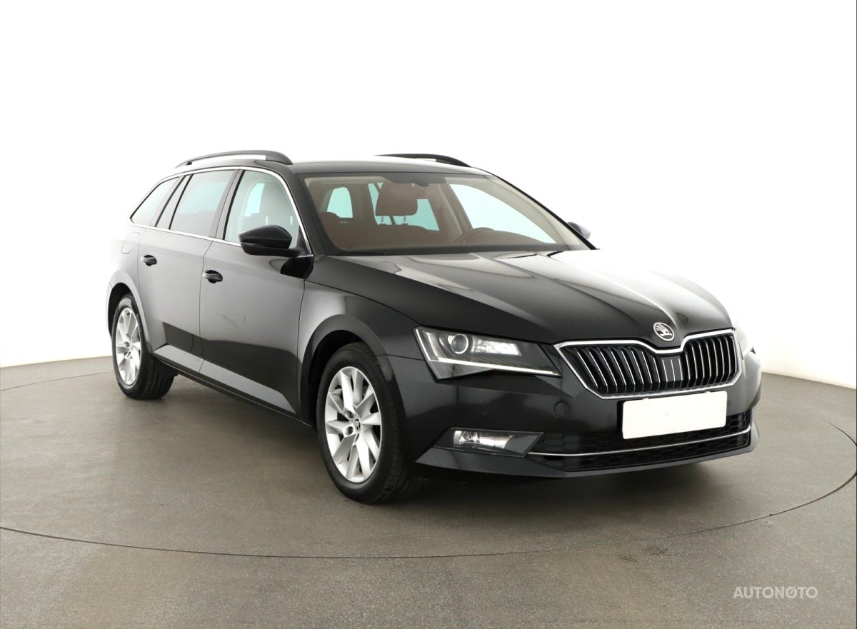 Škoda Superb, 2018 - celkový pohled