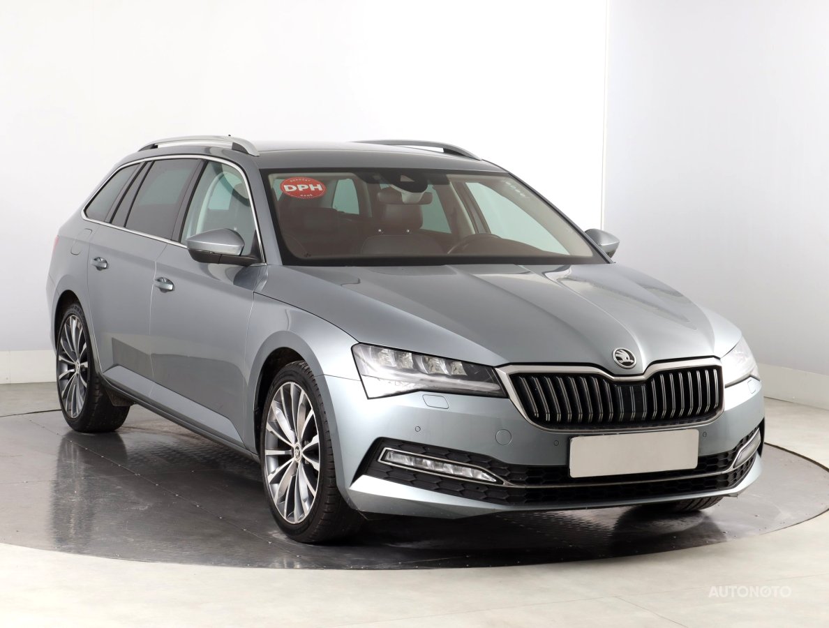 Škoda Superb, 2021 - celkový pohled
