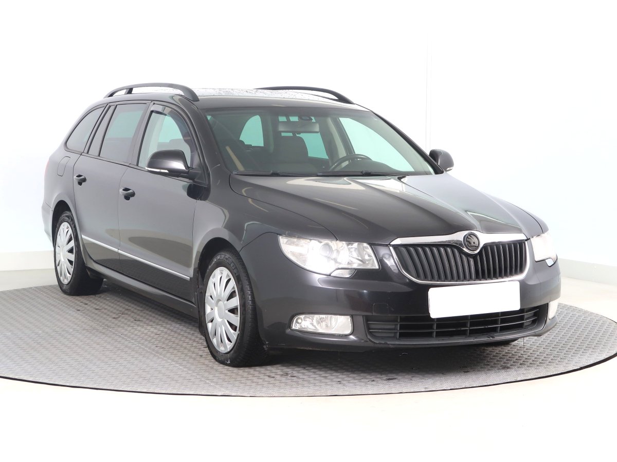 Škoda Superb, 2011 - celkový pohled