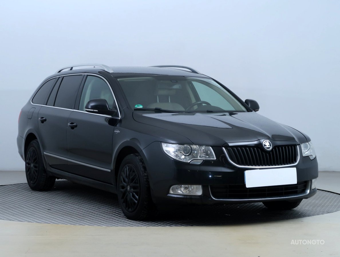 Škoda Superb, 2011 - celkový pohled