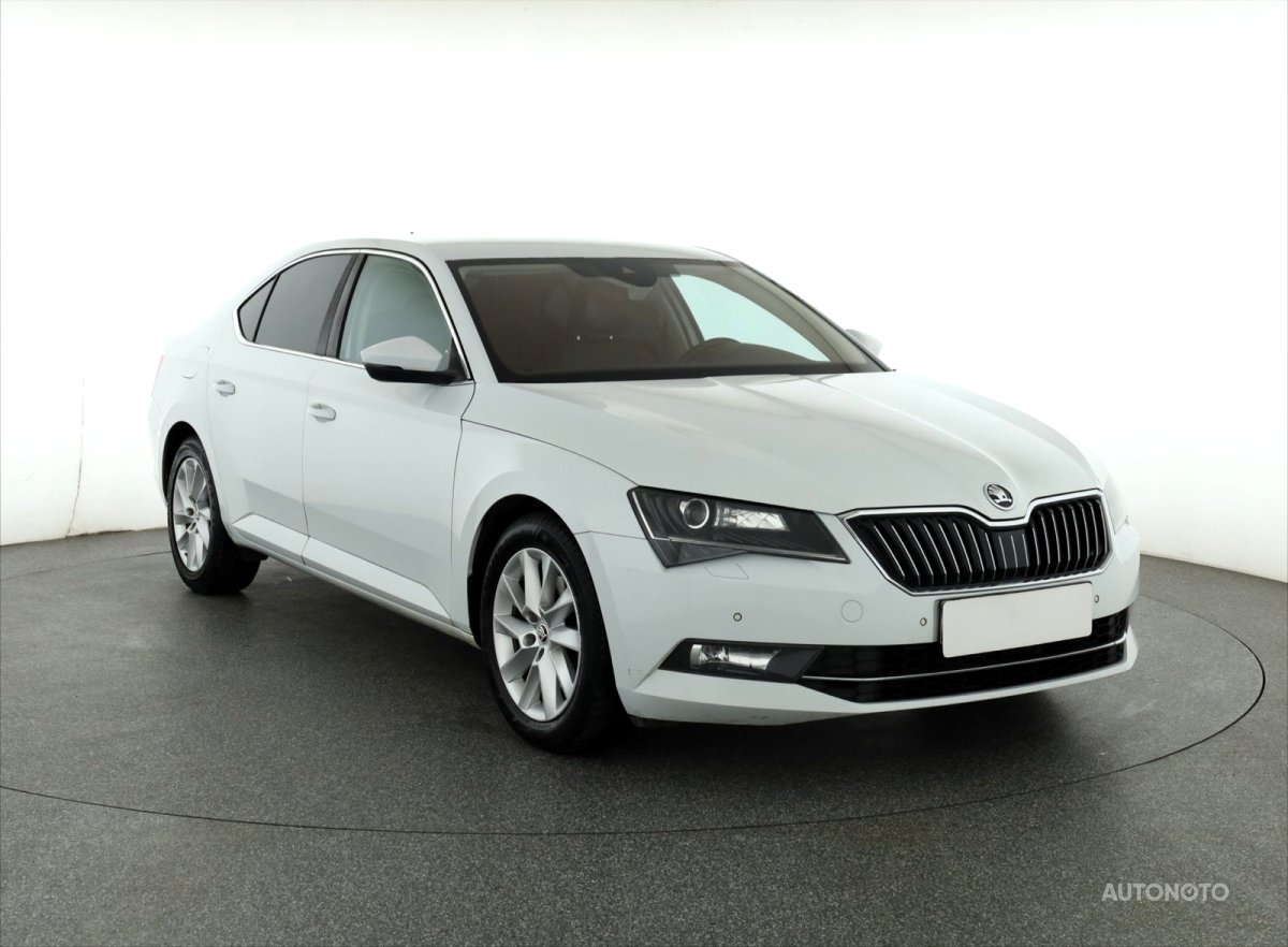 Škoda Superb, 2015 - celkový pohled