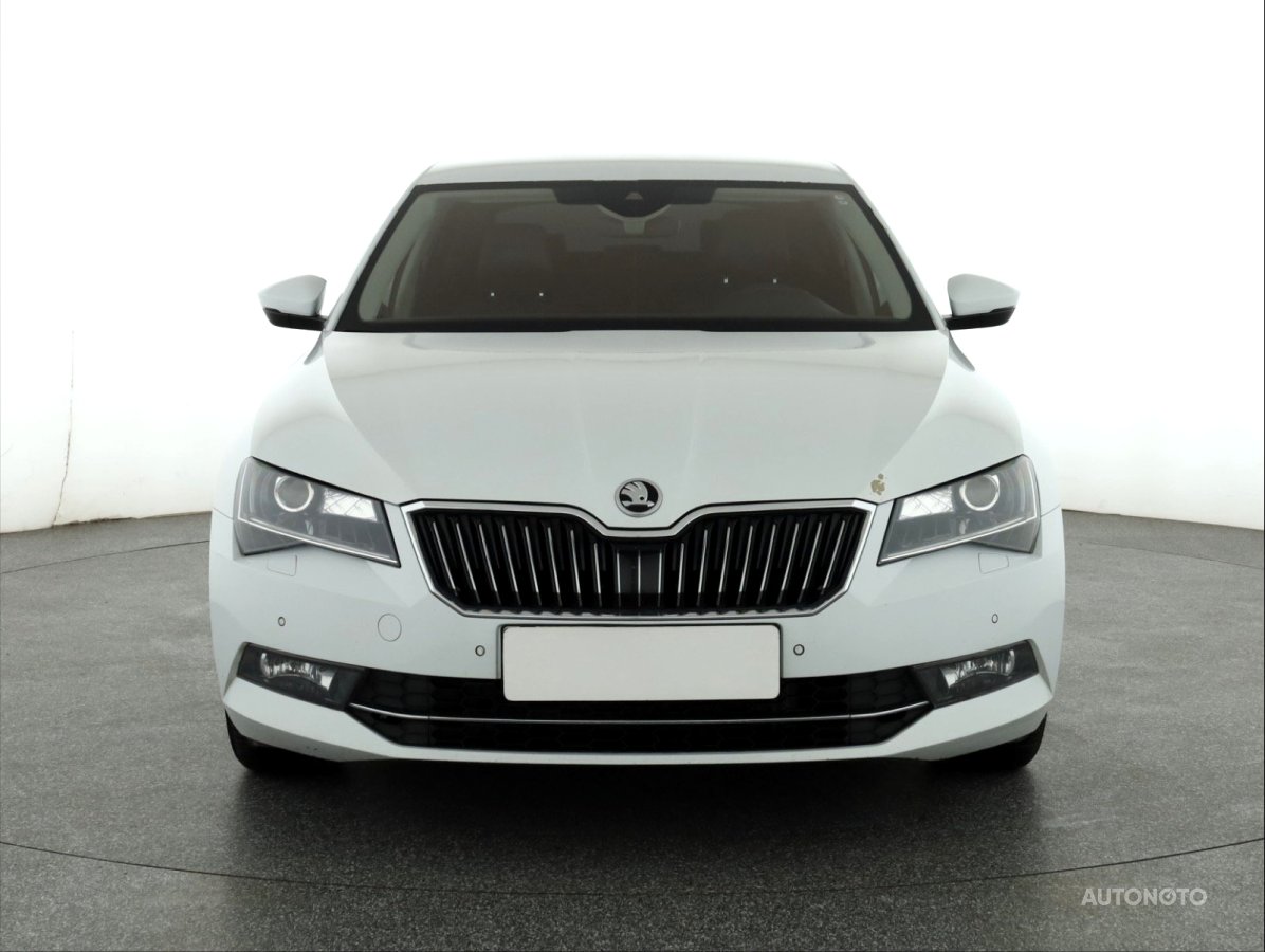 Škoda Superb, 2015 - pohled č. 2