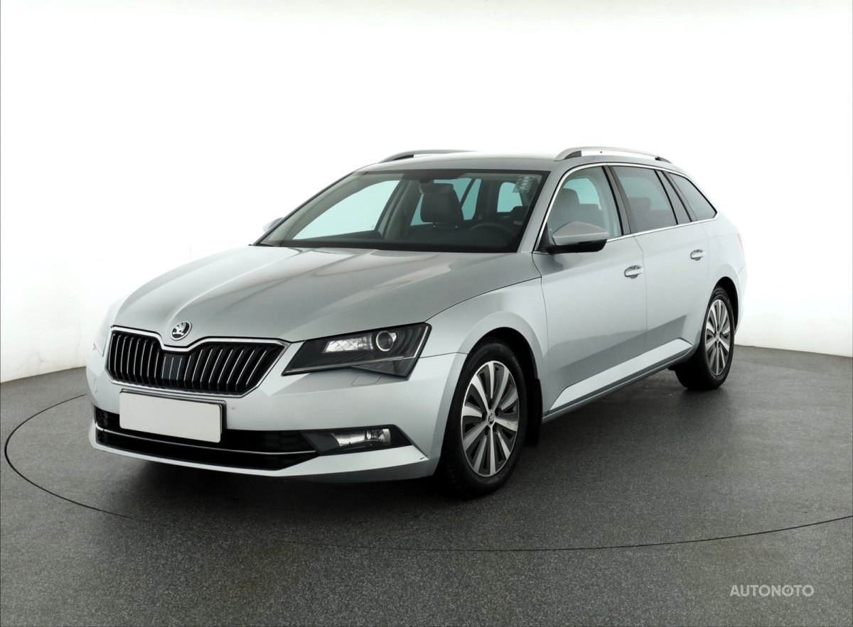 Škoda Superb, 2017 - pohled č. 3